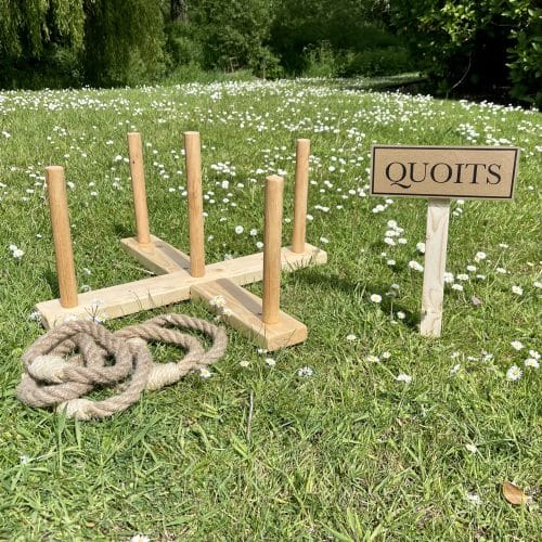 Lawn games to hire - Quoits game